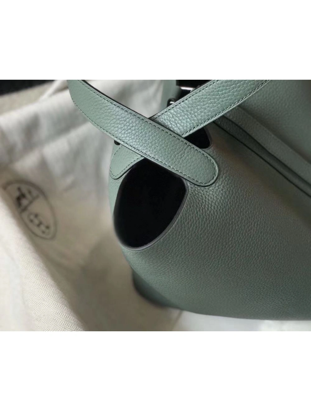 Hermes Picotin Lock 18 Bag In Vert Amande Clemence Leather