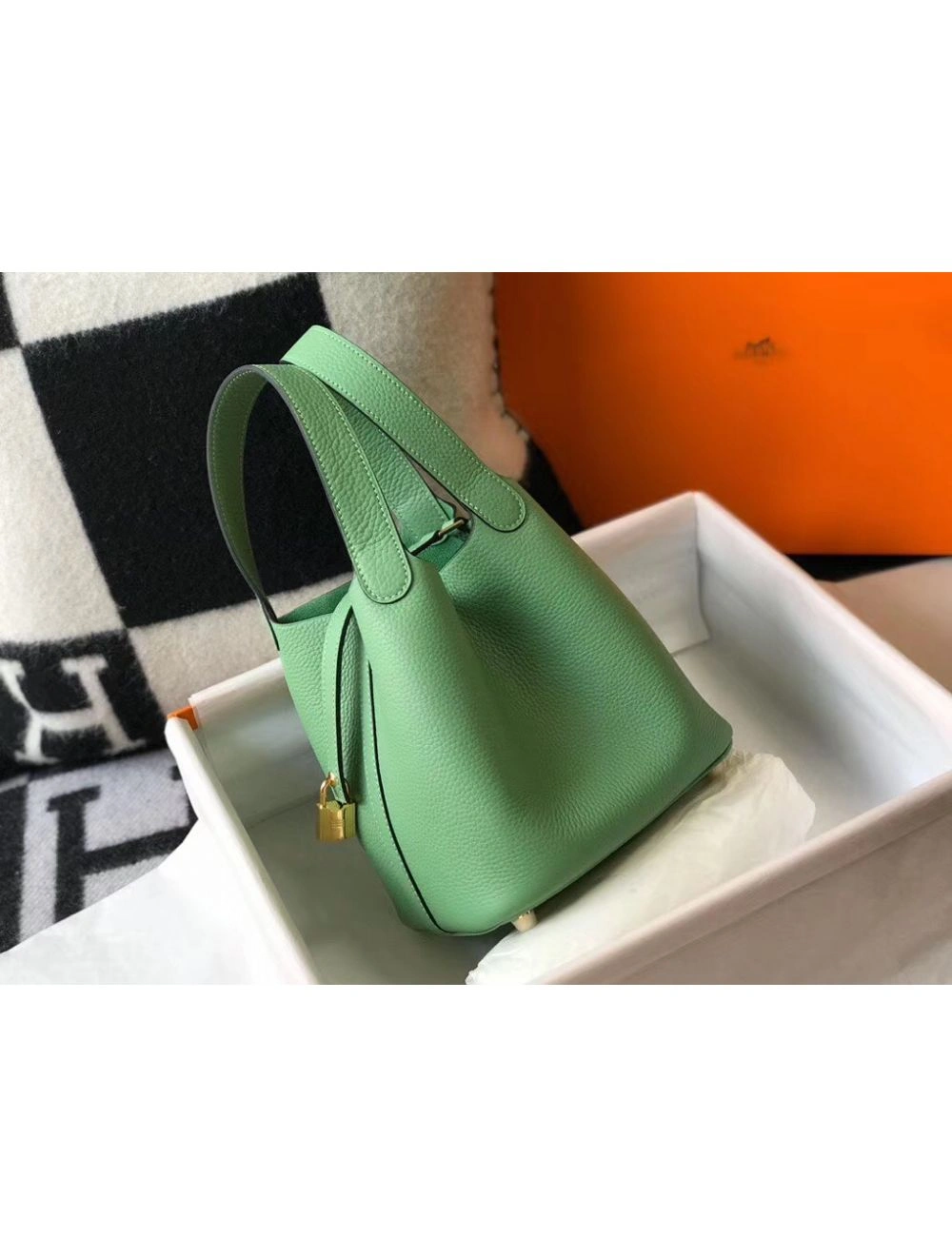 Hermes Picotin Lock 18 Bag In Vert Criquet Clemence Leather