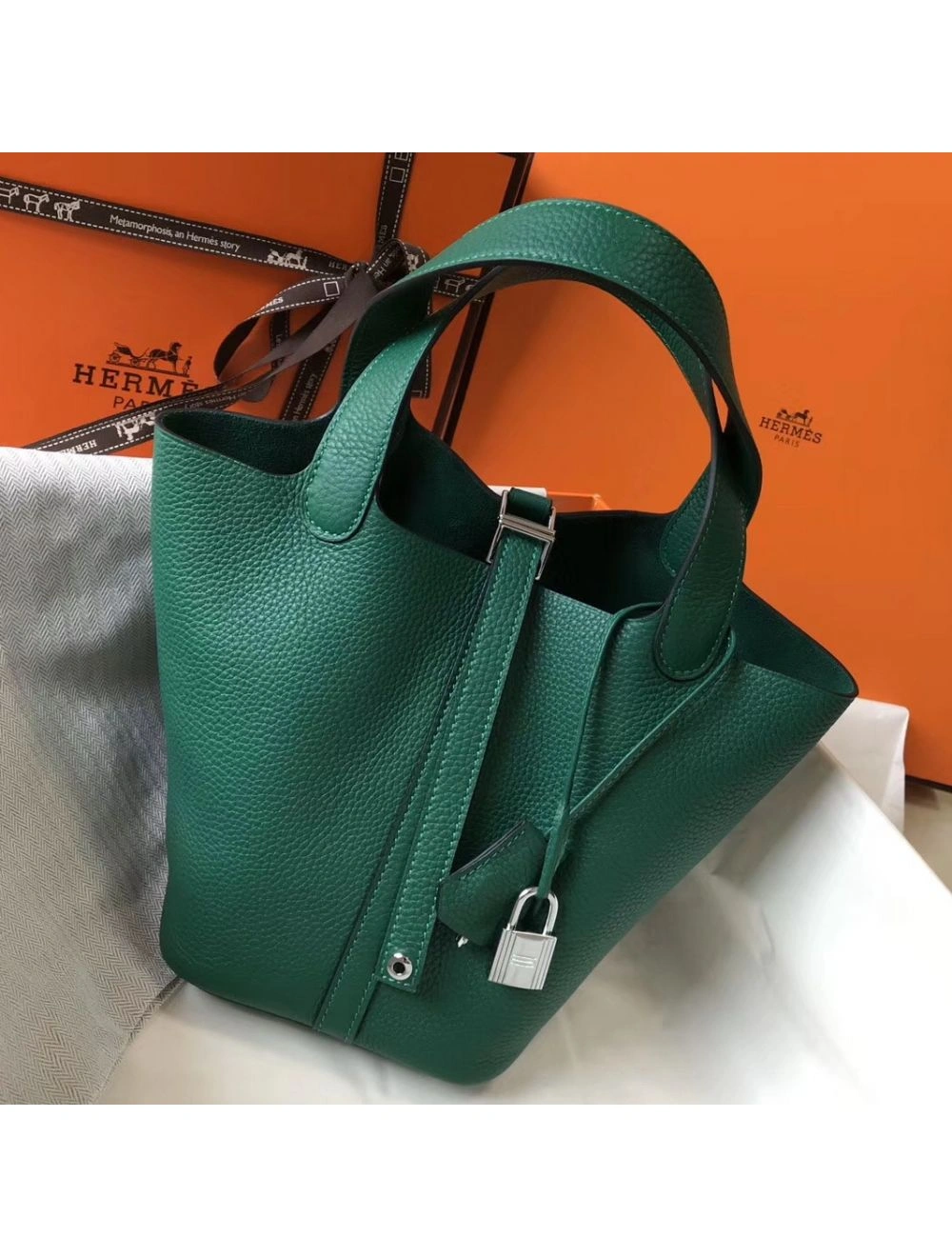 Hermes Picotin Lock 18 Bag In Vert Vertigo Clemence Leather