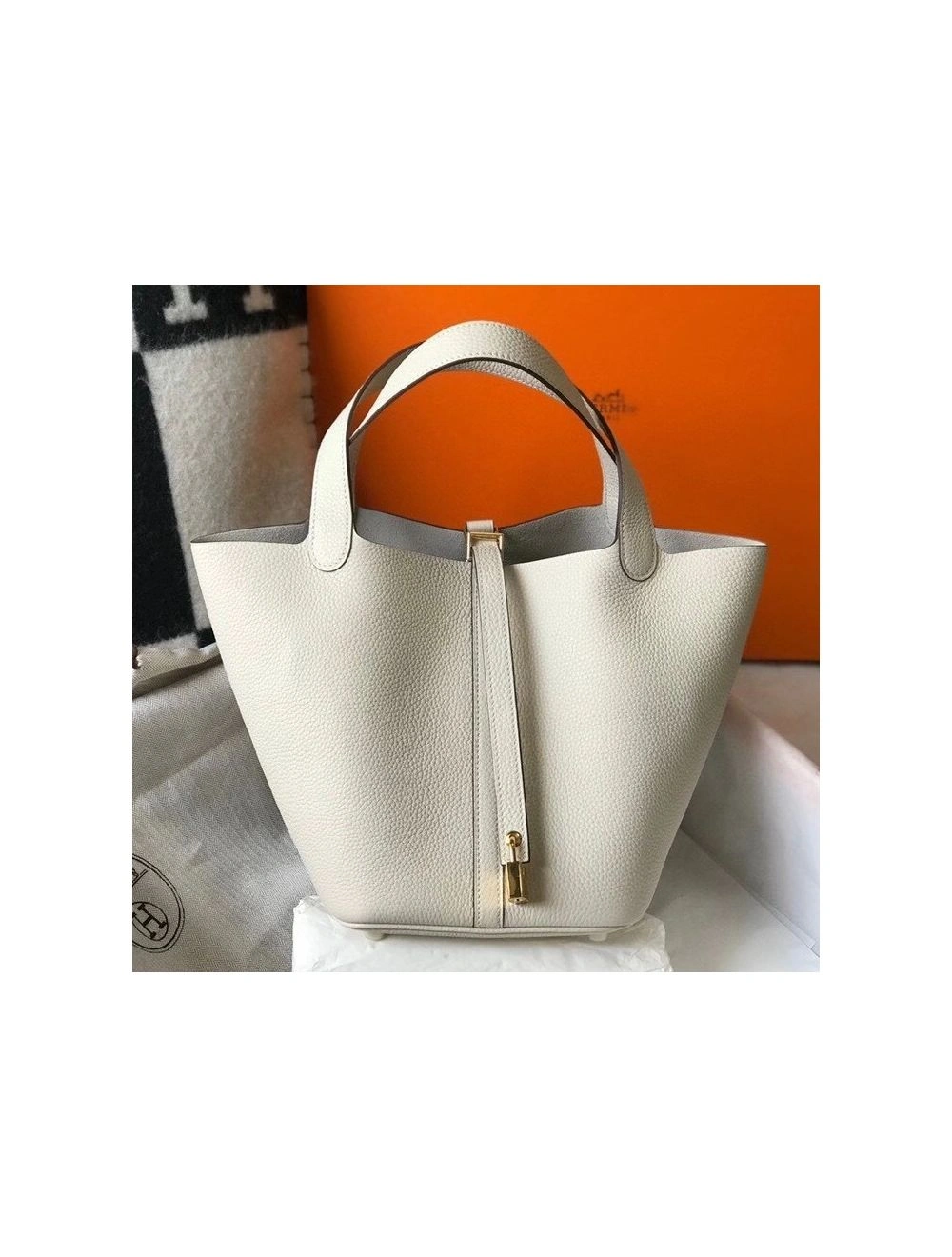 Hermes Picotin Lock 22 Bag In Beton Clemence Leather