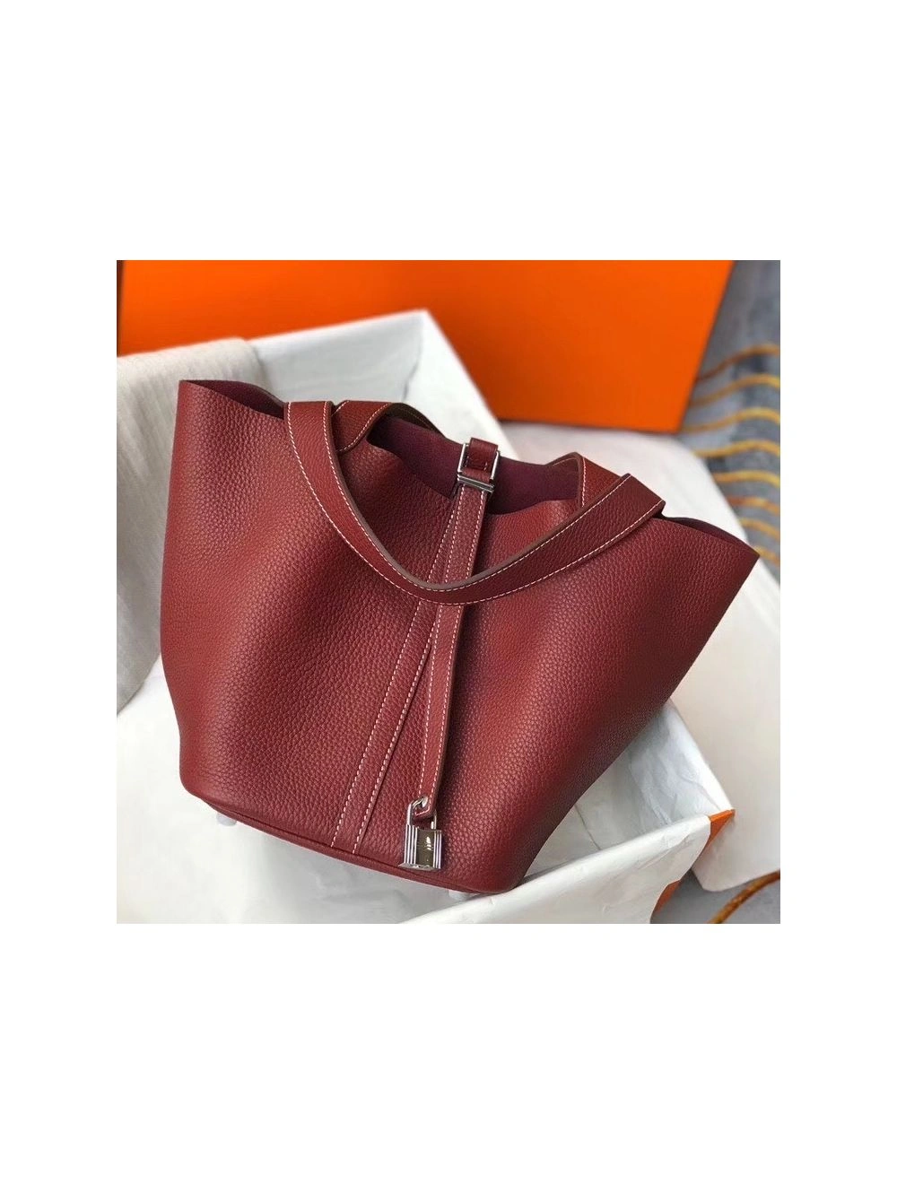 Hermes Picotin Lock 22 Bag In Bordeaux Clemence Leather