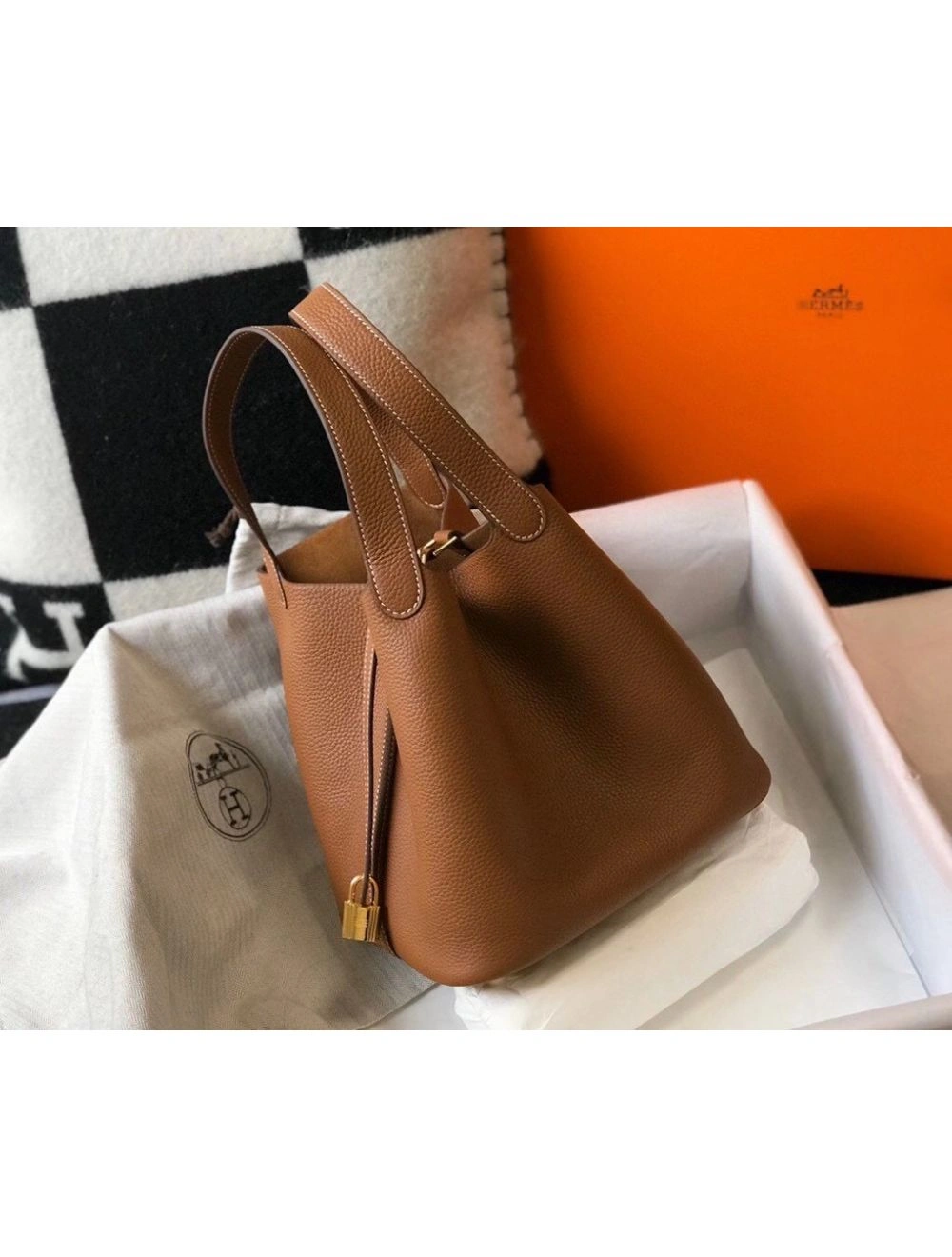 Hermes Picotin Lock 22 Bag In Gold Clemence Leather