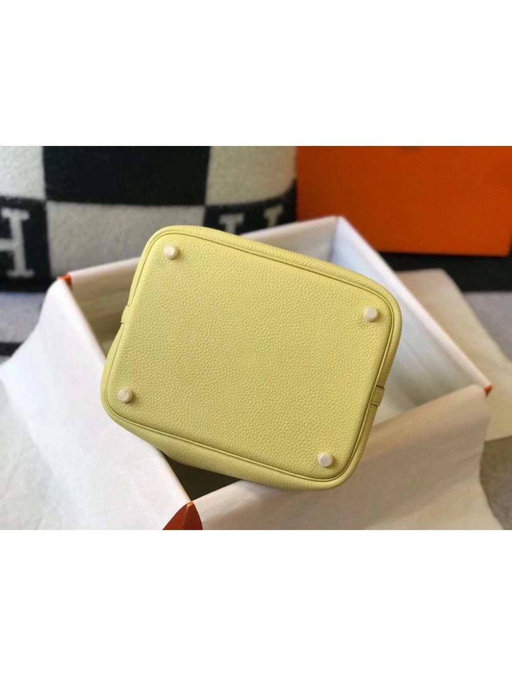 Hermes Picotin Lock 22 Bag In Jaune Poussin Clemence Leather