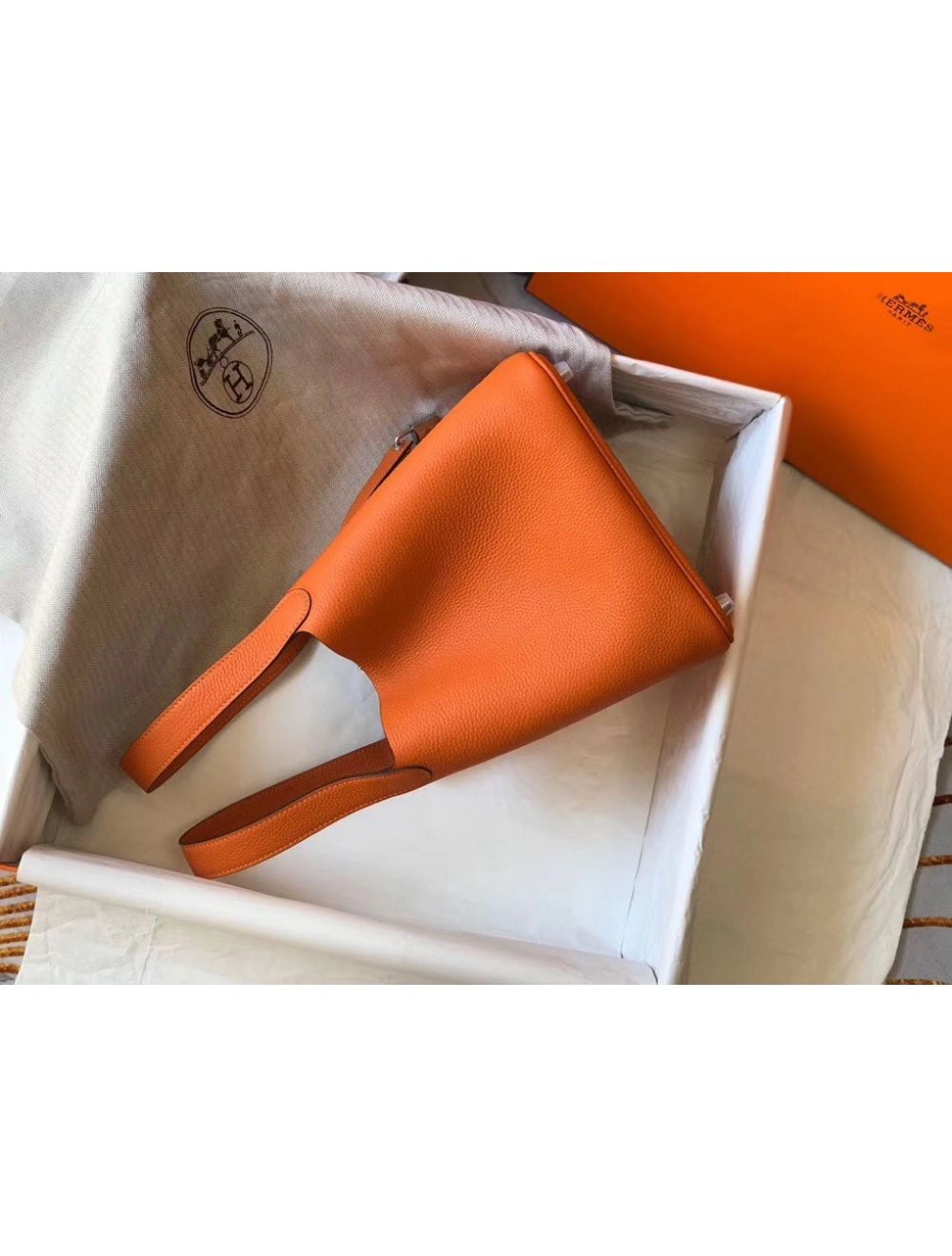 Hermes Picotin Lock 22 Bag In Orange Clemence Leather