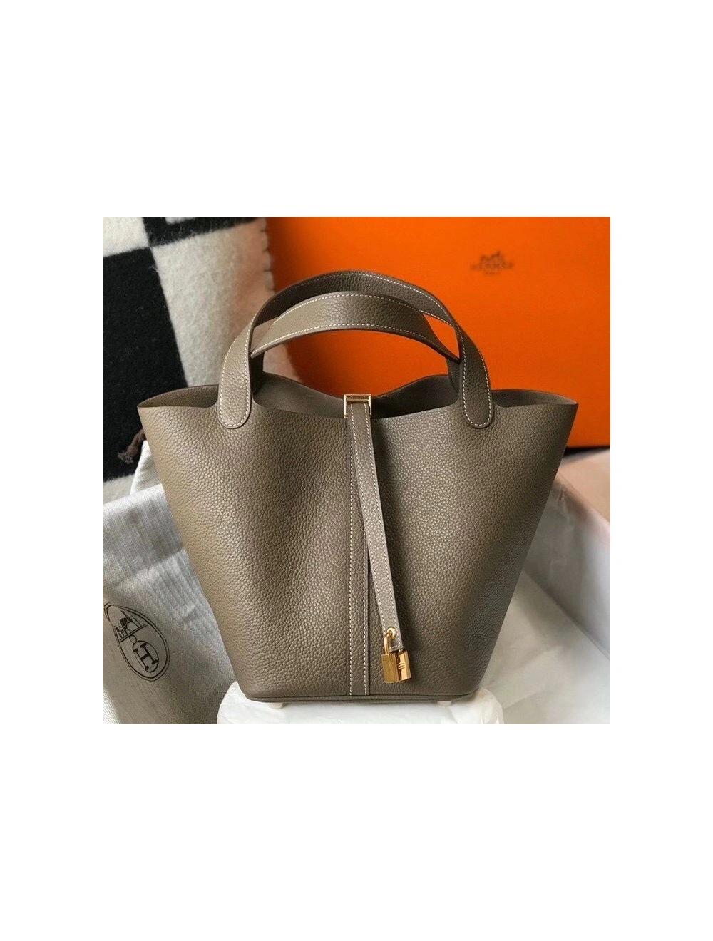Hermes Picotin Lock 22 Bag In Taupe Clemence Leather