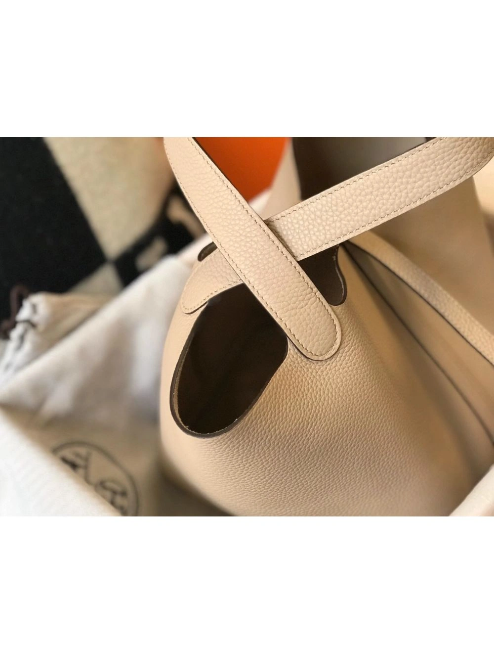 Hermes Picotin Lock 22 Bag In Trench Clemence Leather