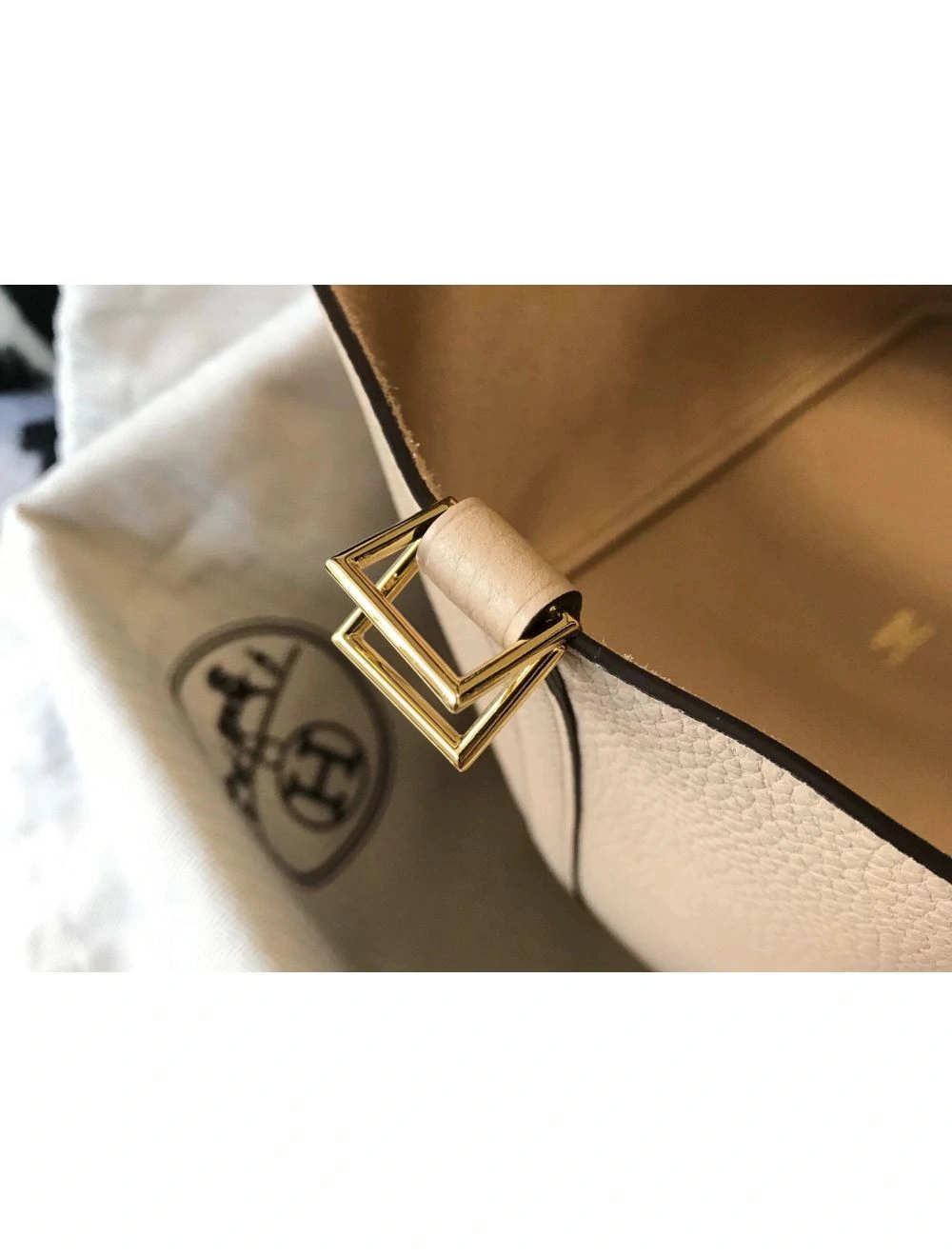 Hermes Picotin Lock 22 Bag In Trench Clemence Leather