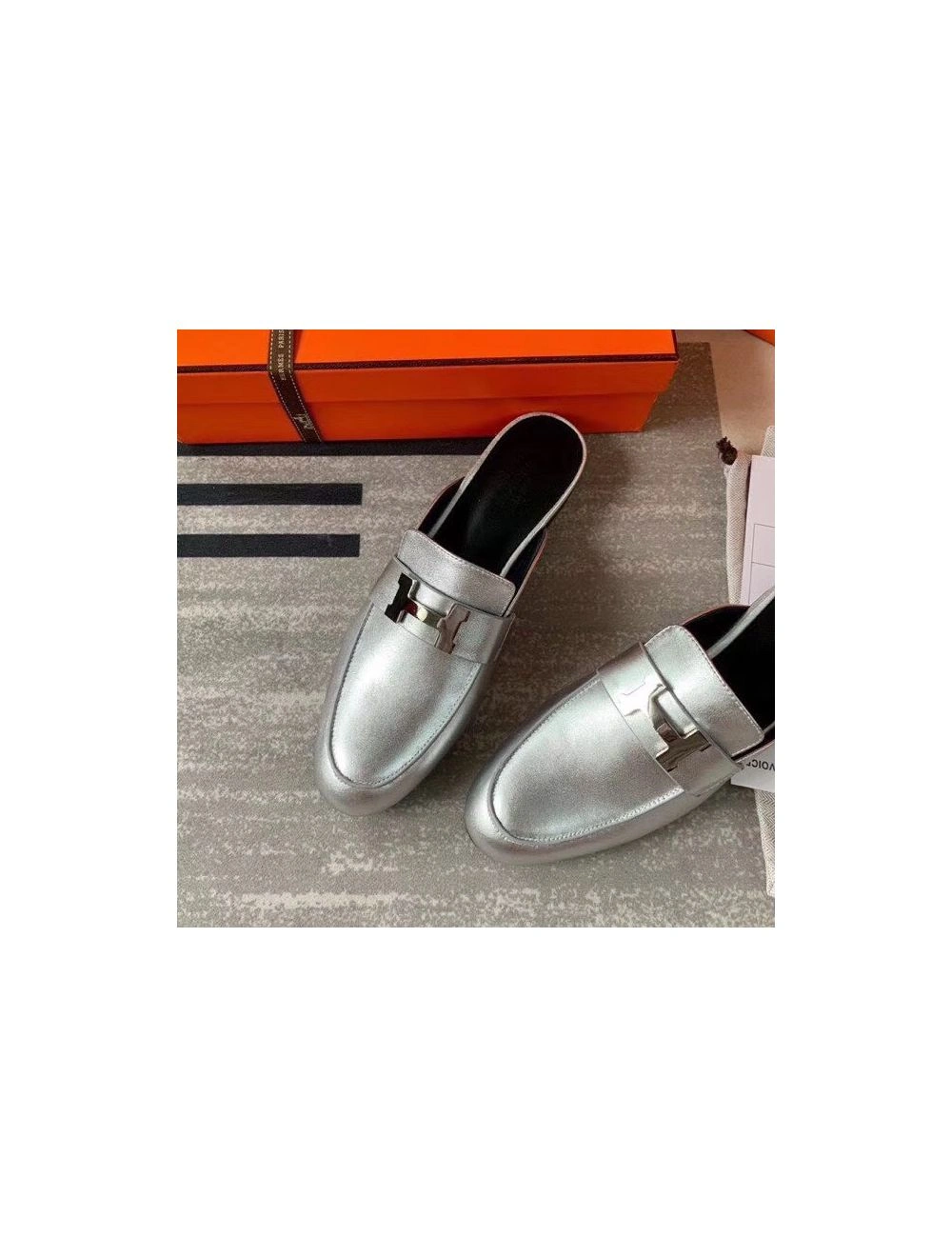 Hermes Trocadero Mules In Silver Nappa Leather