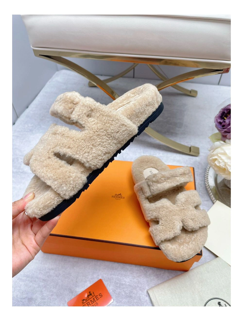 Hermes Women’s Chypre Sandals In Off White Shearling