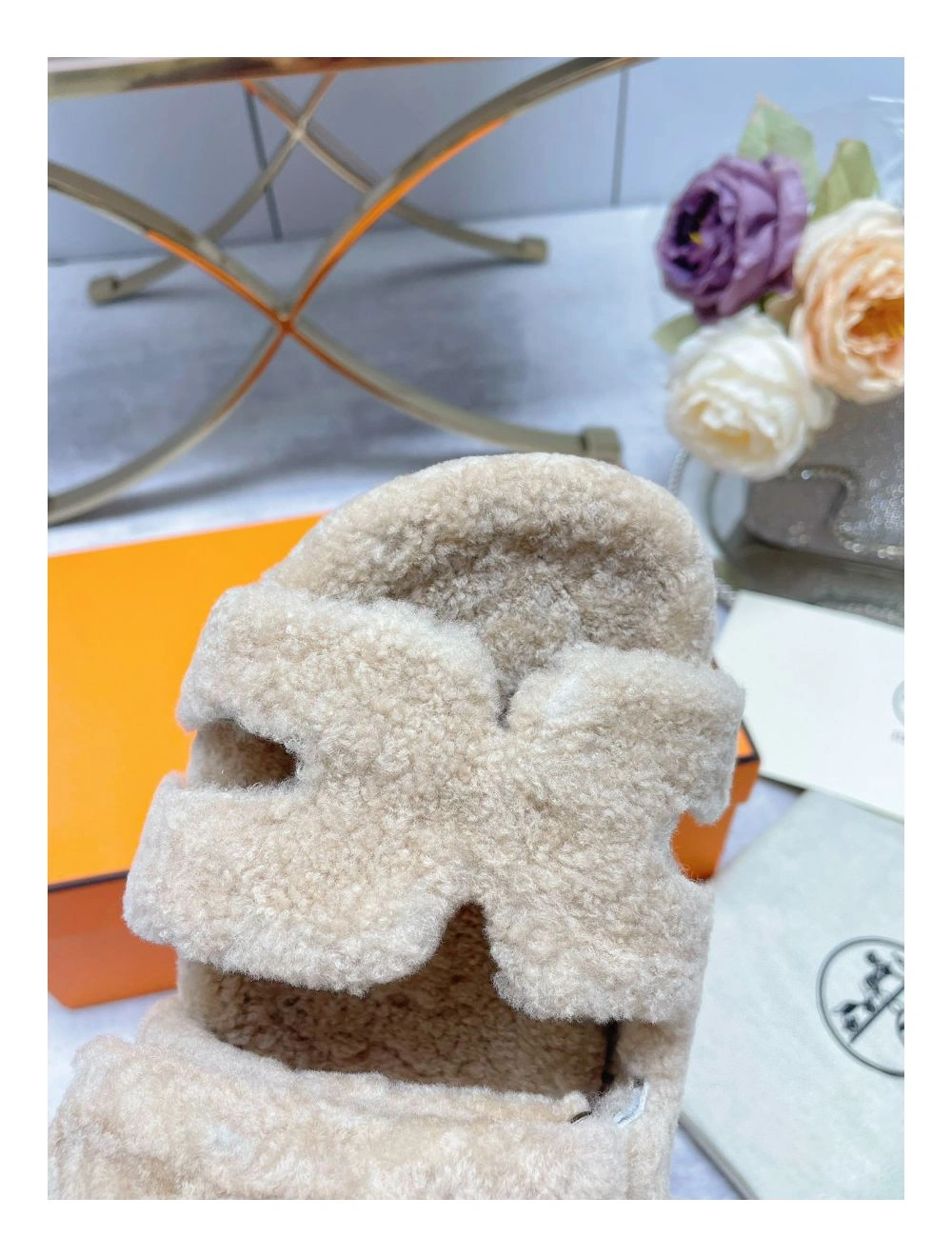 Hermes Women’s Chypre Sandals In Off White Shearling