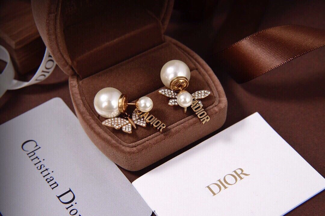 High End Christian Dior J’ADIOR Paved Diamonds Bee And Butterfly Pendants Women Brass Fake Asymmetric Drop Earrings
