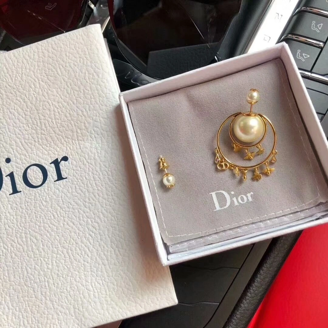 High Quality Dior Tribales Yellow Gold Flower Bee Star CD Pendants Females Asymmetry Pearl Earrings E0955TRIRS_D301