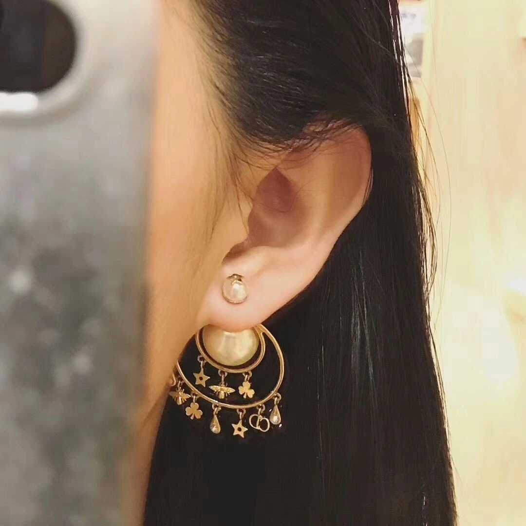 High Quality Dior Tribales Yellow Gold Flower Bee Star CD Pendants Females Asymmetry Pearl Earrings E0955TRIRS_D301