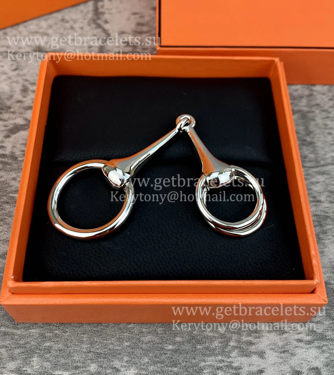 Hot Selling Hermes Mors Scarf Ring Buckle in White Gold