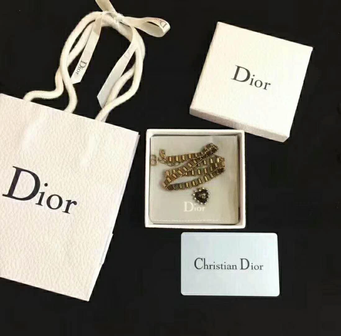 Latest Style Christian Dior Black Heart-shaped Pendant Brass Bee Charming Females Diamonds Choker