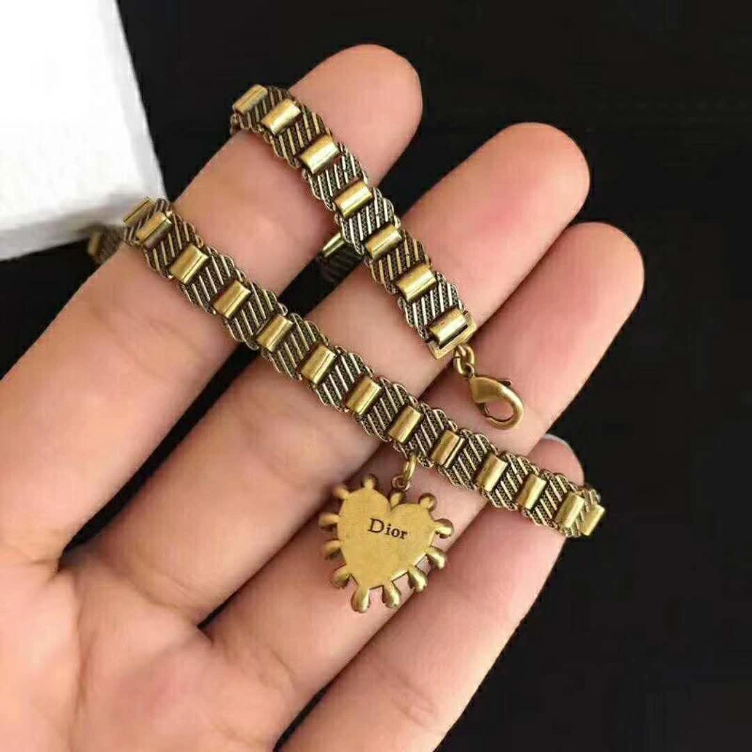 Latest Style Christian Dior Black Heart-shaped Pendant Brass Bee Charming Females Diamonds Choker