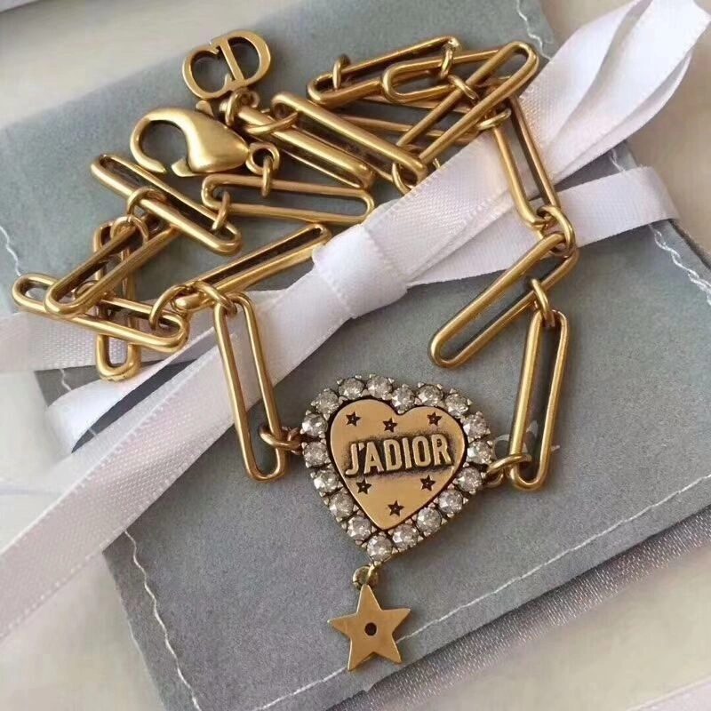 Low Price Dior L’Amour Avenir Heart Motif Charming Star Pendant Female Brass Diamonds Choker N0969LAVCY_D908