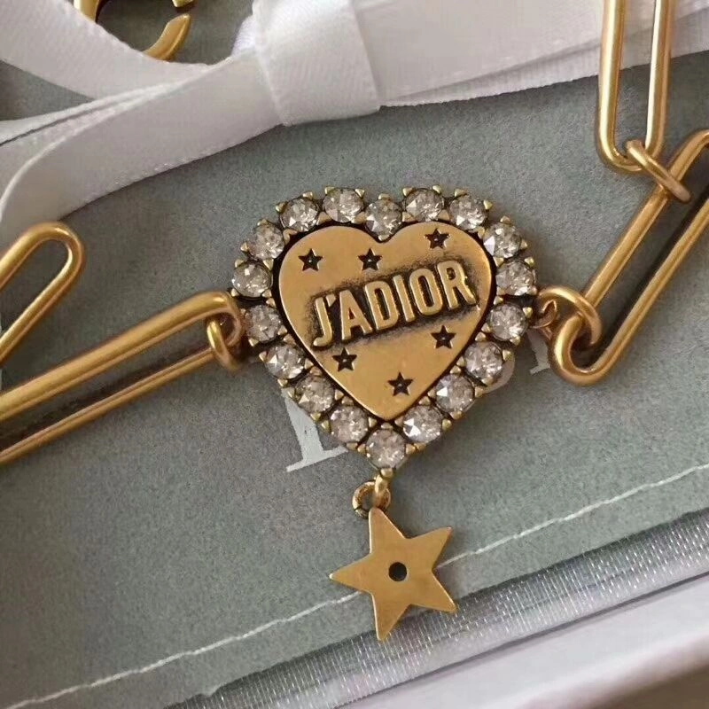 Low Price Dior L’Amour Avenir Heart Motif Charming Star Pendant Female Brass Diamonds Choker N0969LAVCY_D908