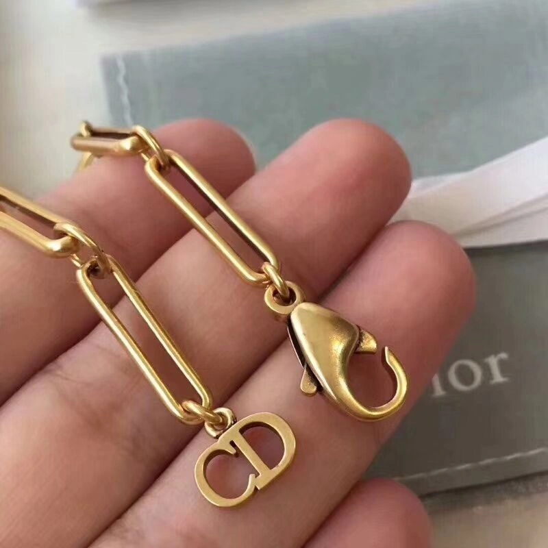 Low Price Dior L’Amour Avenir Heart Motif Charming Star Pendant Female Brass Diamonds Choker N0969LAVCY_D908