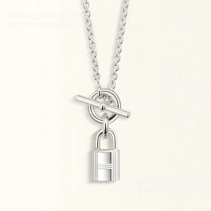 Luxurious Knock-off Hermes Amulettes Cadenas Pendant in Sterling Silver