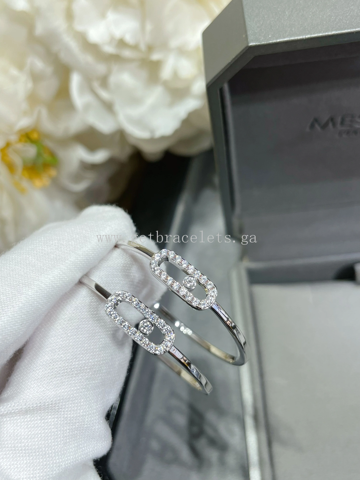 Messika Move Uno Small Hoop Earrings For Her Diamond Earrings White Gold Rose Gold