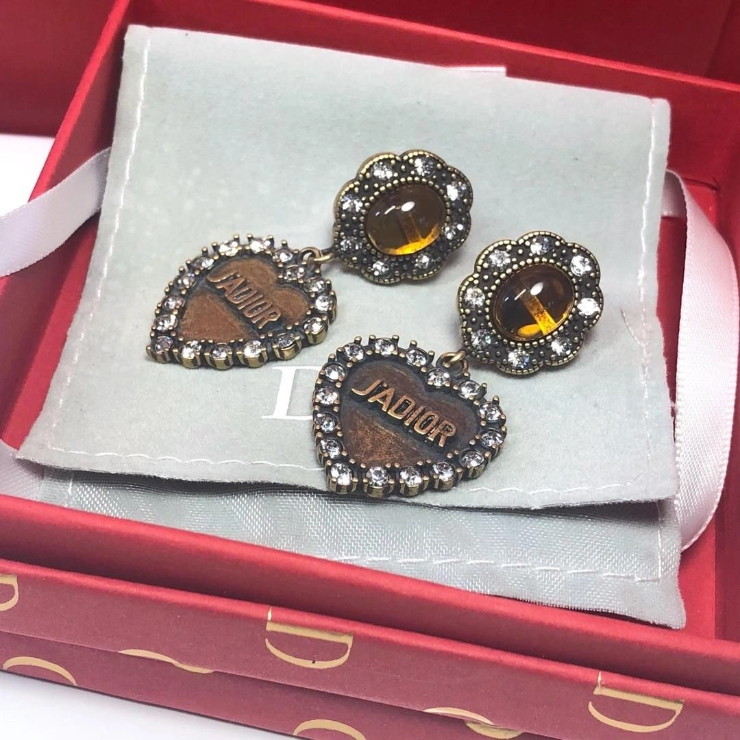 Most Fashion Dior L’Amour Avenir Vintage Yellow Crystal Heart Pendant Female Aged Gold-tone Diamonds Earrings Online