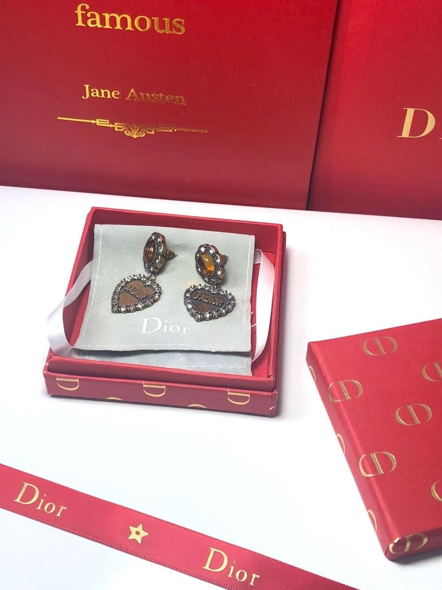 Most Fashion Dior L’Amour Avenir Vintage Yellow Crystal Heart Pendant Female Aged Gold-tone Diamonds Earrings Online