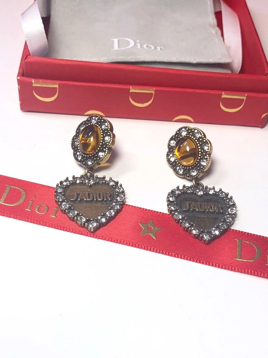 Most Fashion Dior L’Amour Avenir Vintage Yellow Crystal Heart Pendant Female Aged Gold-tone Diamonds Earrings Online