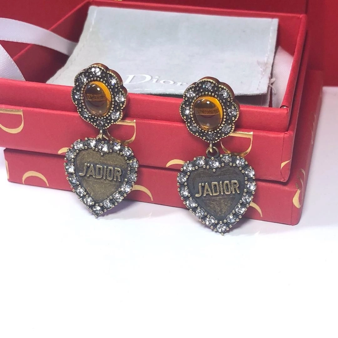 Most Fashion Dior L’Amour Avenir Vintage Yellow Crystal Heart Pendant Female Aged Gold-tone Diamonds Earrings Online