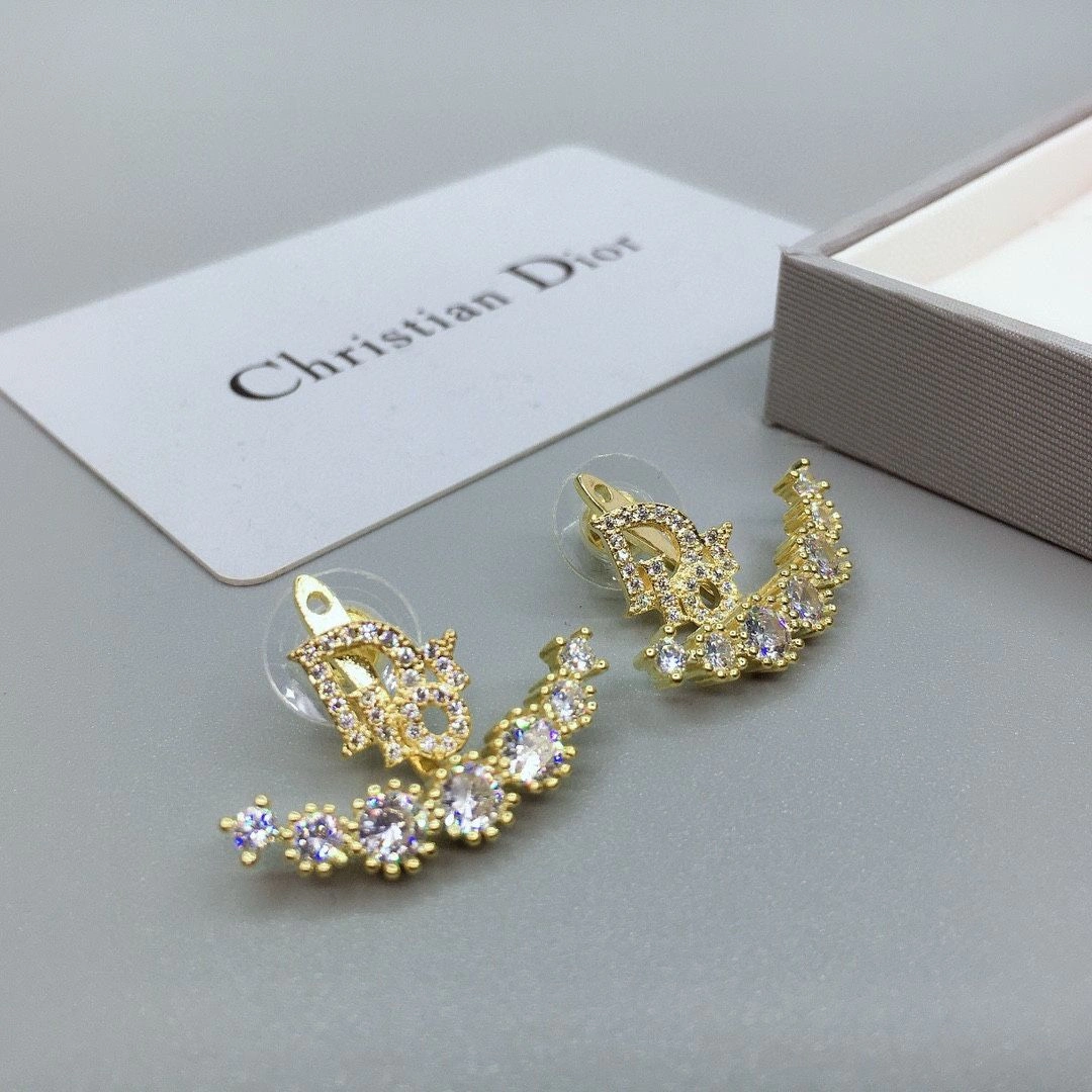 Most Fashion Dior Mimirose Logo Letter Motif Yellow Gold Paved Diamonds Stud Earrings For Girls For Sale Replica