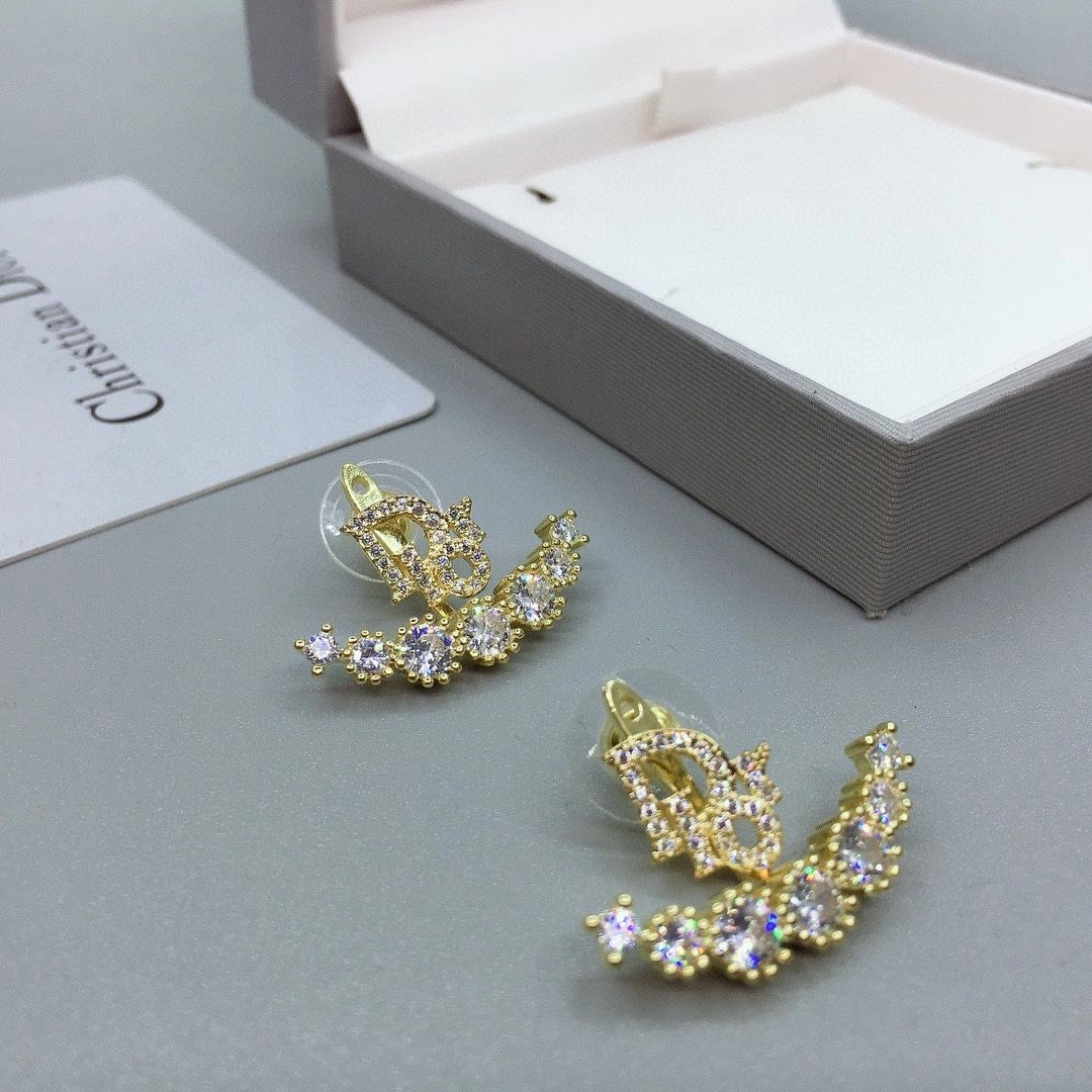 Most Fashion Dior Mimirose Logo Letter Motif Yellow Gold Paved Diamonds Stud Earrings For Girls For Sale Replica