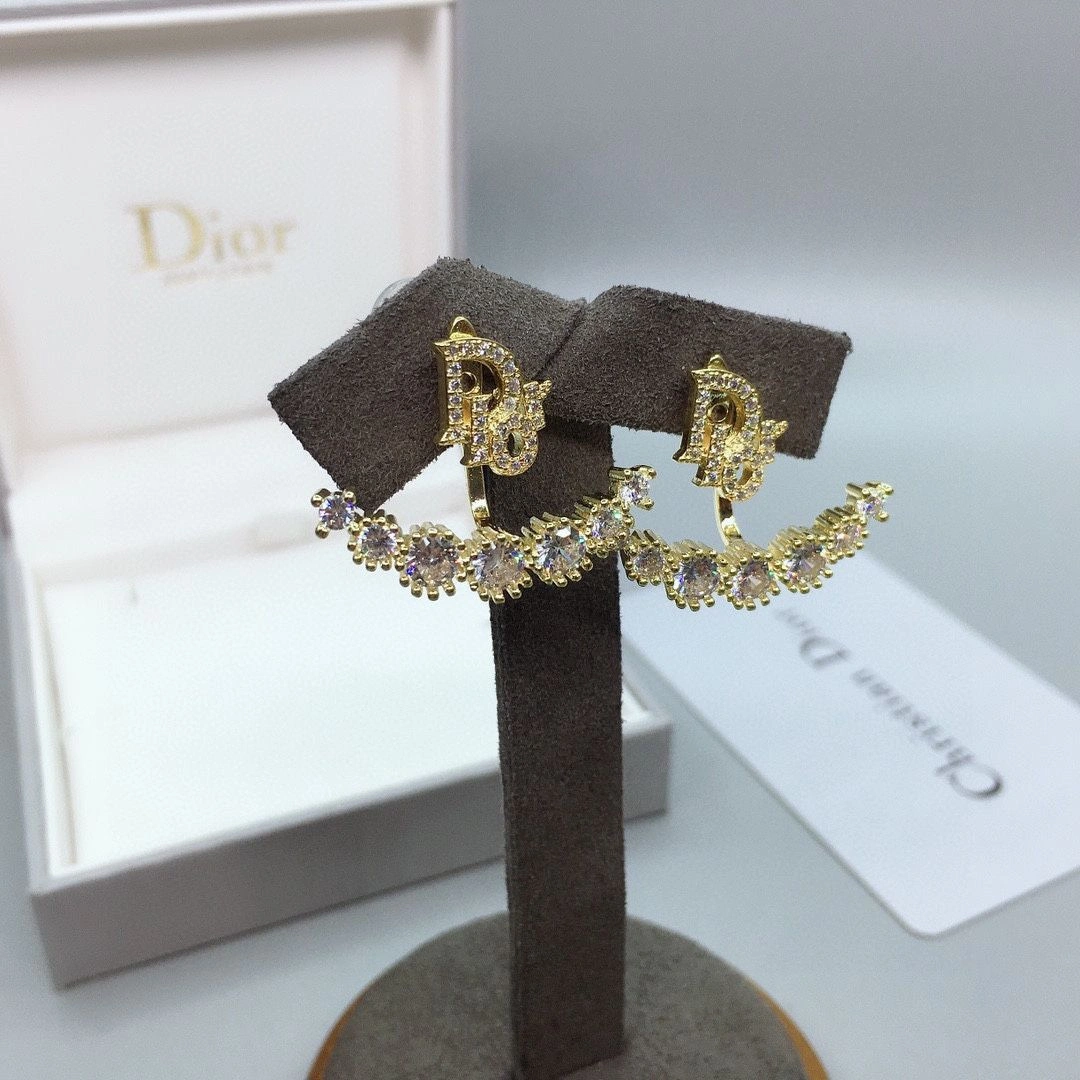 Most Fashion Dior Mimirose Logo Letter Motif Yellow Gold Paved Diamonds Stud Earrings For Girls For Sale Replica