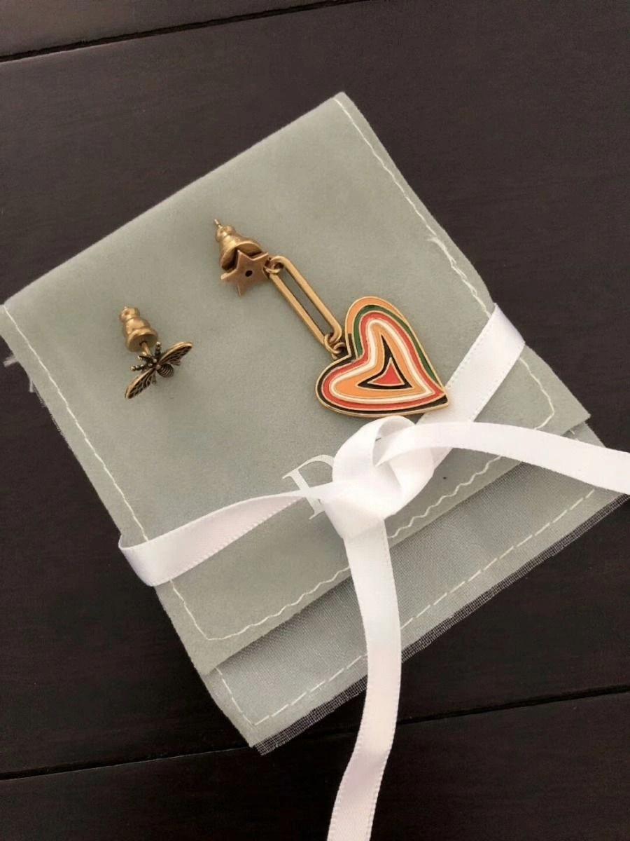 Most Fashion Womens Dior Dioramour Multicolor Heart Motif Pendant Star-Bee Asymmetric Brass Earrings E0936DMRLQ_D919