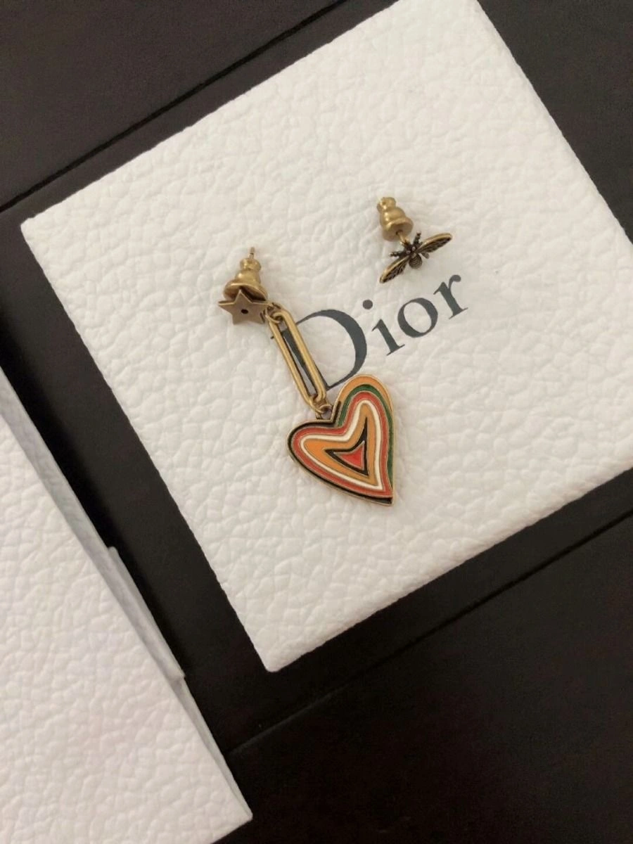 Most Fashion Womens Dior Dioramour Multicolor Heart Motif Pendant Star-Bee Asymmetric Brass Earrings E0936DMRLQ_D919