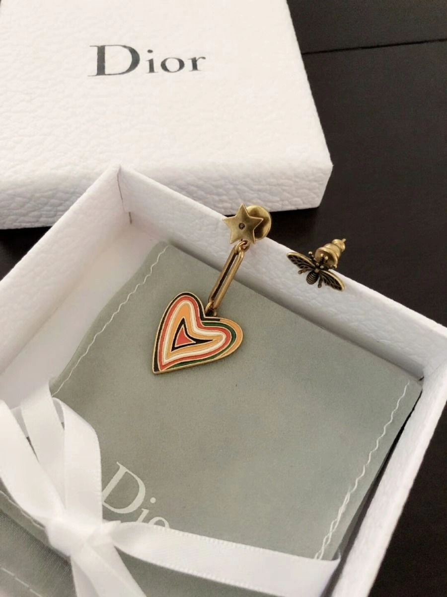 Most Fashion Womens Dior Dioramour Multicolor Heart Motif Pendant Star-Bee Asymmetric Brass Earrings E0936DMRLQ_D919