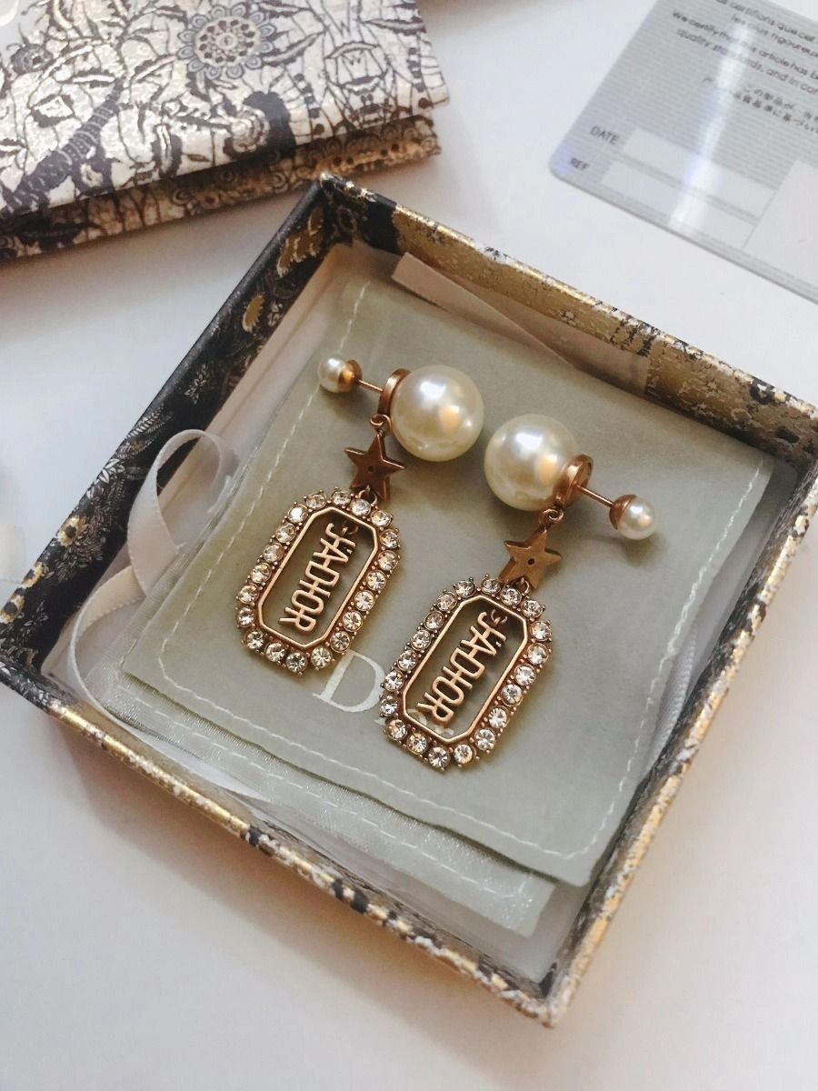 Most Luxury Christian Dior J’ADIOR Rectangular Hollowed-out Pendant Diamonds Edging Women White Pearl Earrings UK