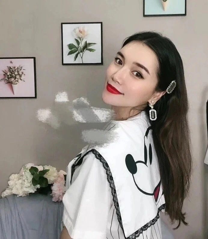 Most Luxury Christian Dior J’ADIOR Rectangular Hollowed-out Pendant Diamonds Edging Women White Pearl Earrings UK