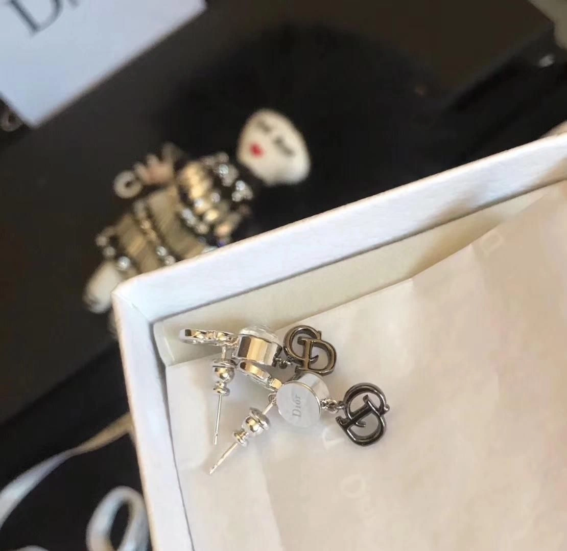 New Style Dior C-D Shaped Motif White Crstal Womens Sterling Silver Drop Earrings Price List
