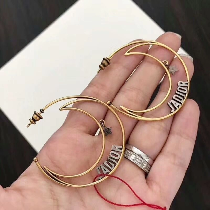 New Style Dior J??Adior Star-Moon Asymmetric Pendant Ladies Aged Brass Logo Motif Hoops Replica E0915ADRMT_D652