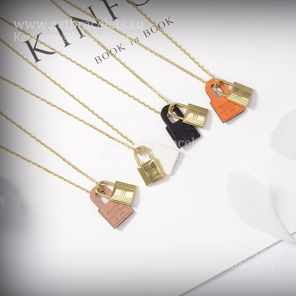 New Style Hermes O’Kelly Pendant in Swift Calfskin with Yellow Gold Plated