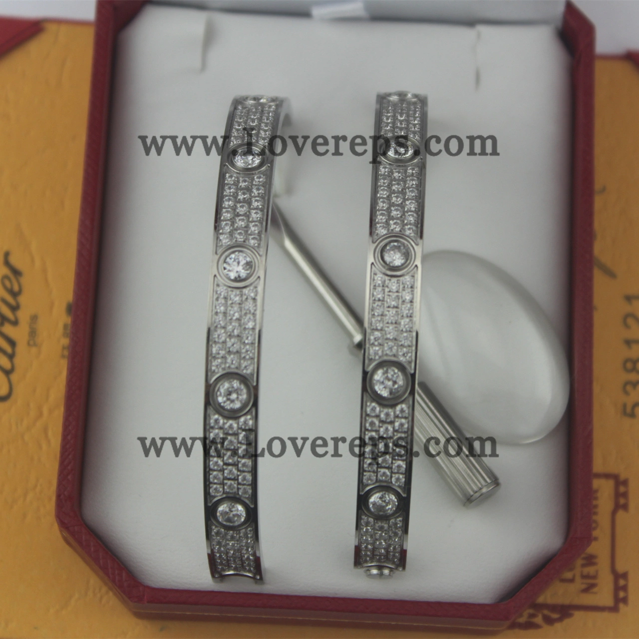 Normal Version Cartier Diamond-Paved Love Bracelet with 10 Big Diamonds White Gold (With screwdriver