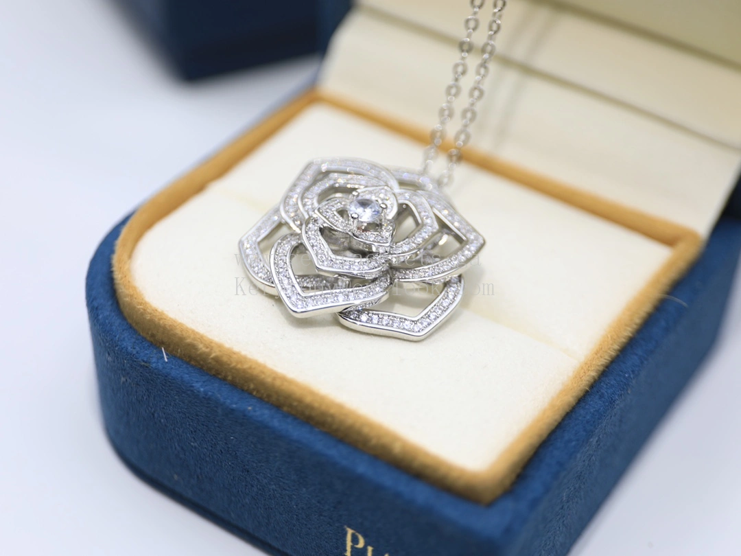 Piaget Piaget Hollow Out Pendant White Gold With Pave Diamonds