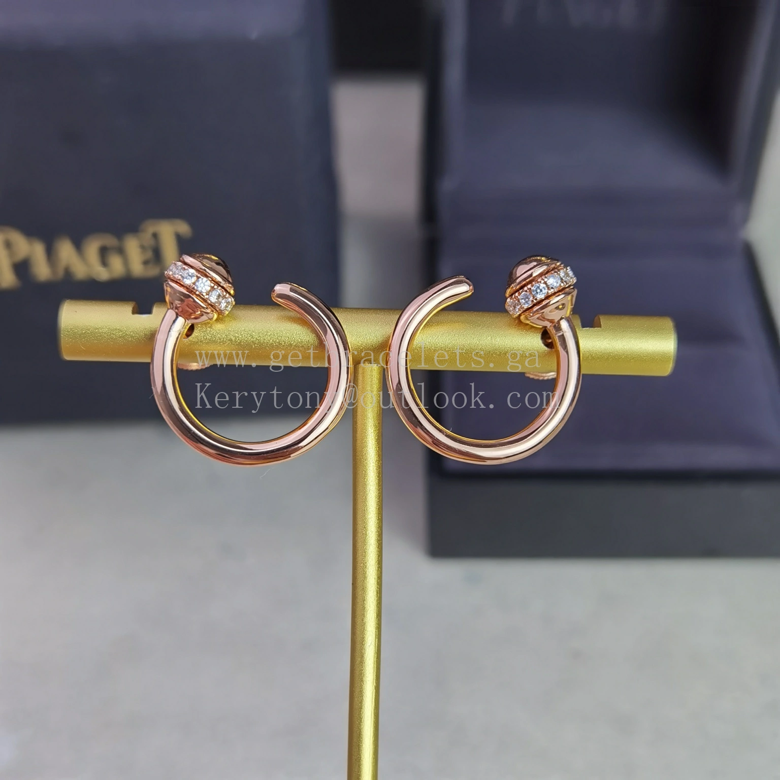 Piaget Possession Open Hoop Earrings Rose Gold with Diamonds