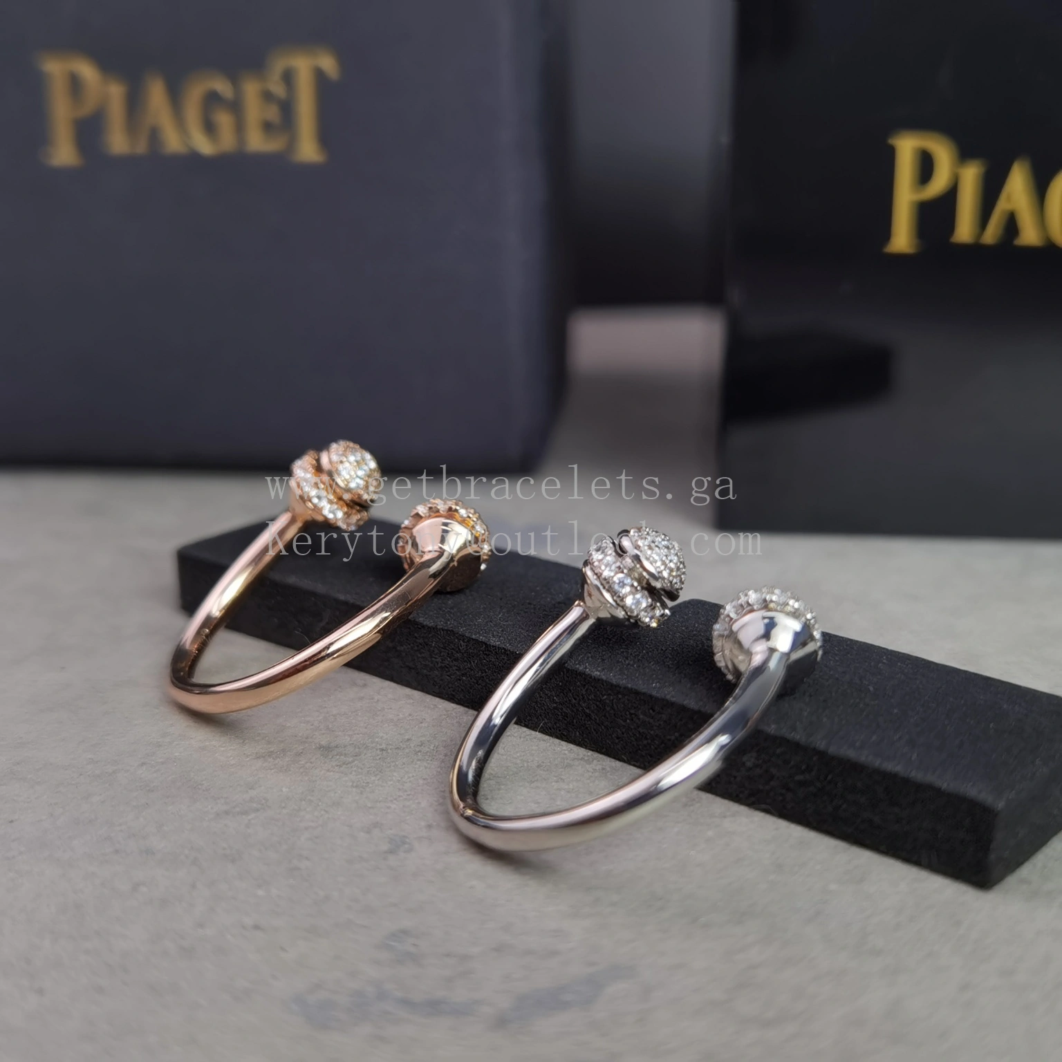 Piaget Possession Open Ring With Pave Diamonds White Gold