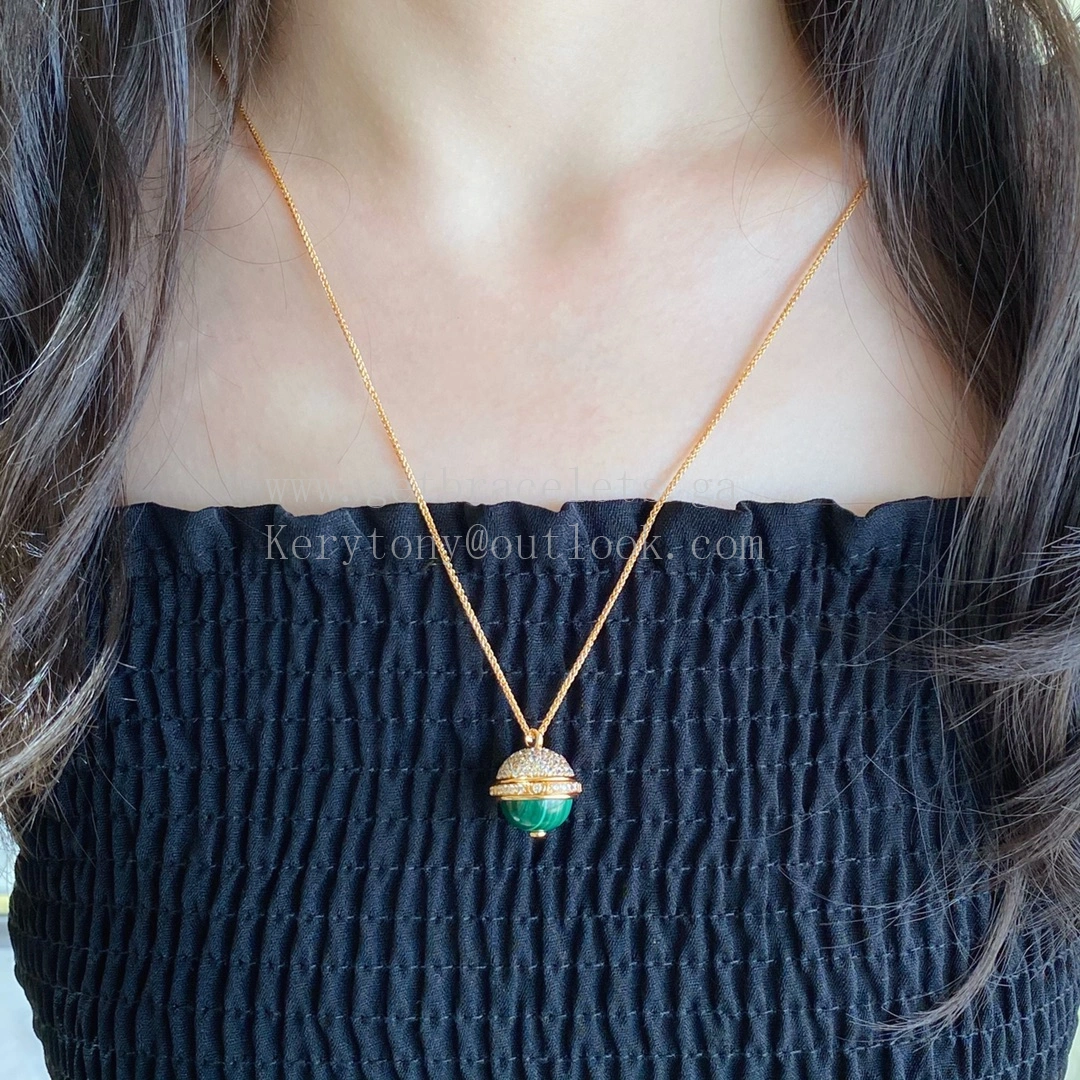 Piaget Possession Pendant Malachite Cabochon with Pave Diamonds Rose Gold