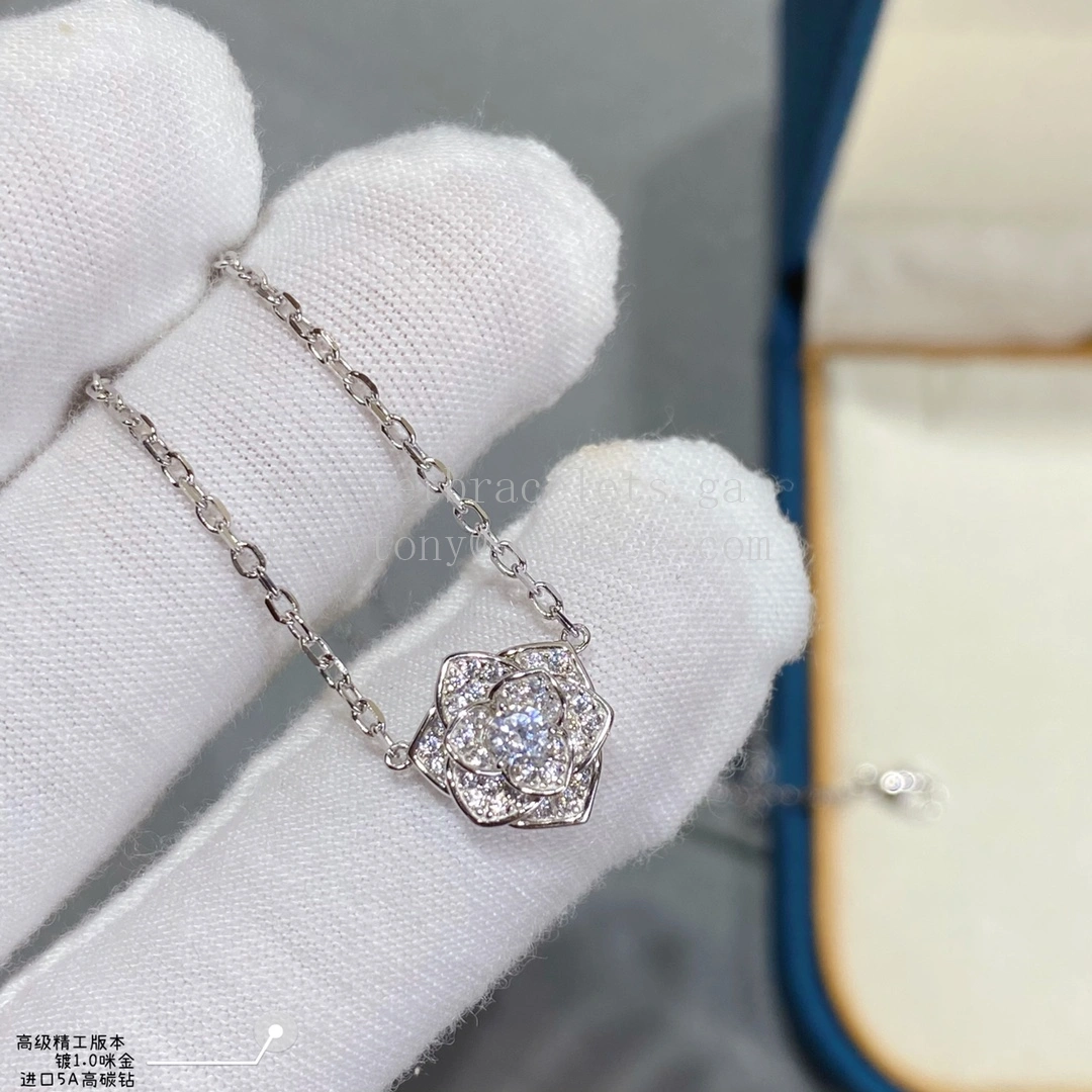 Piaget Small Rose Pendant Necklace White Gold With Diamonds