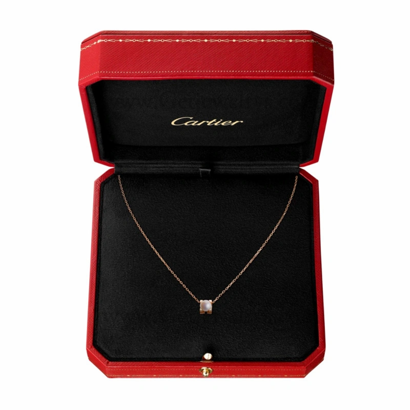 Replica C DE Cartier Necklace Rose Gold with Pearl B7059000