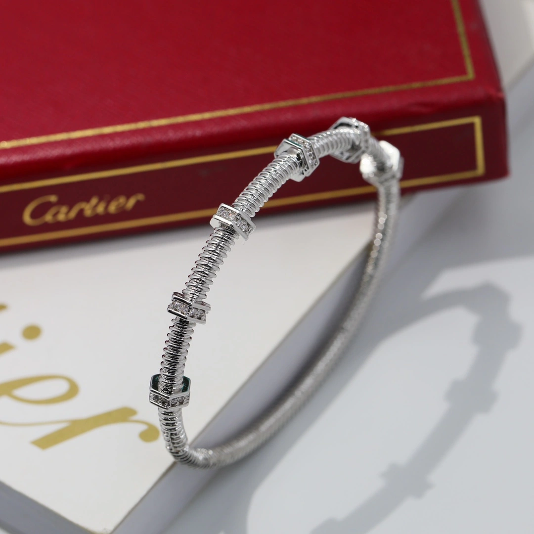 Replica Ecrou de Cartier Bracelet 18K White Gold with Diamonds