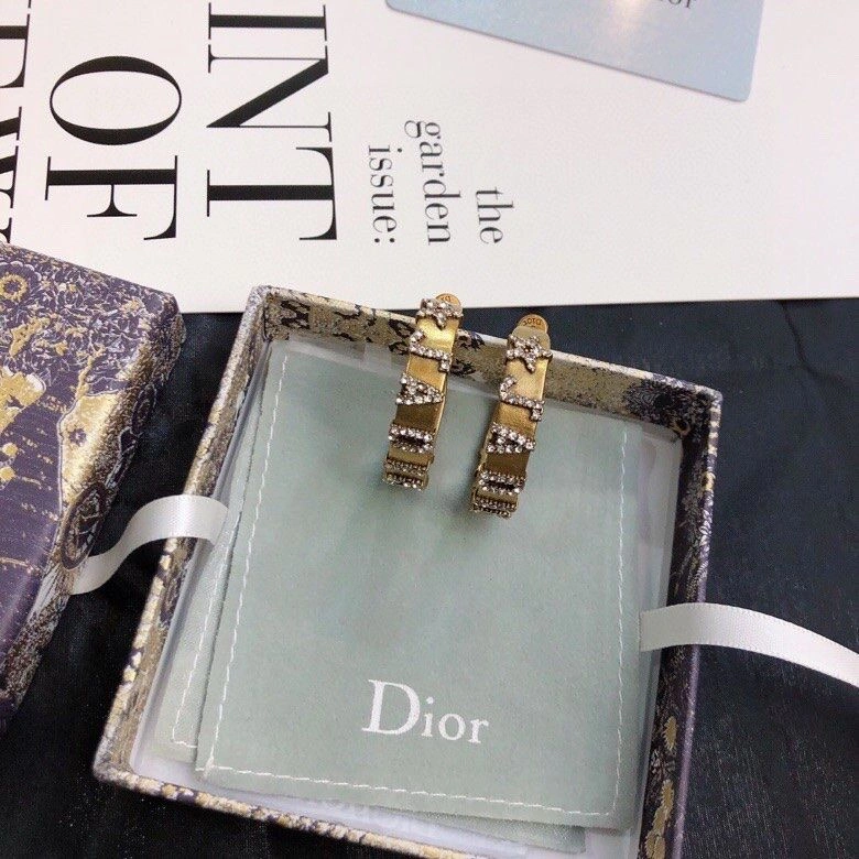 Replica Spring Hot Selling Dior J’ADIOR Star-JADIOR Diamonds Motif Antiqure Brass Wide Hoop Earrings For Ladies