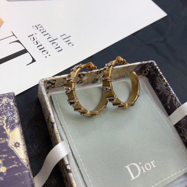 Replica Spring Hot Selling Dior J’ADIOR Star-JADIOR Diamonds Motif Antiqure Brass Wide Hoop Earrings For Ladies